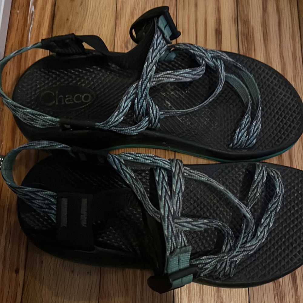 Chacos size 4 Kids (fits similar to a size 6/6.5 W) - Picture 3 of 5